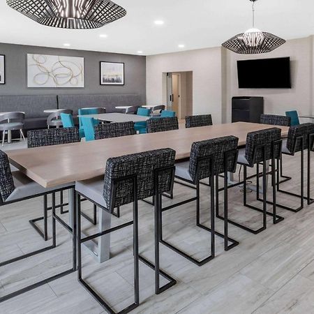 La Quinta Inn & Suites By Wyndham アードモア エクステリア 写真