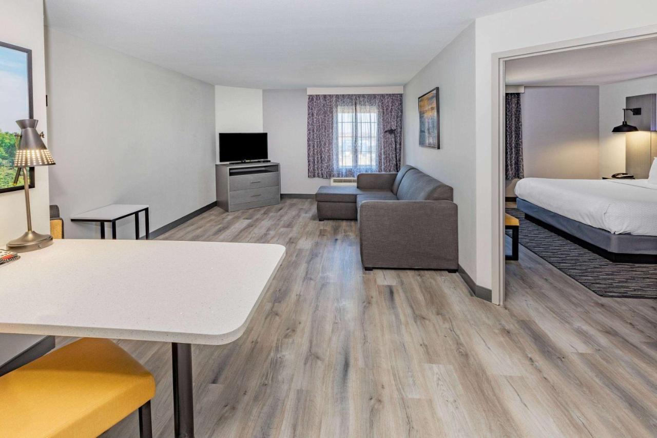La Quinta Inn & Suites By Wyndham アードモア エクステリア 写真