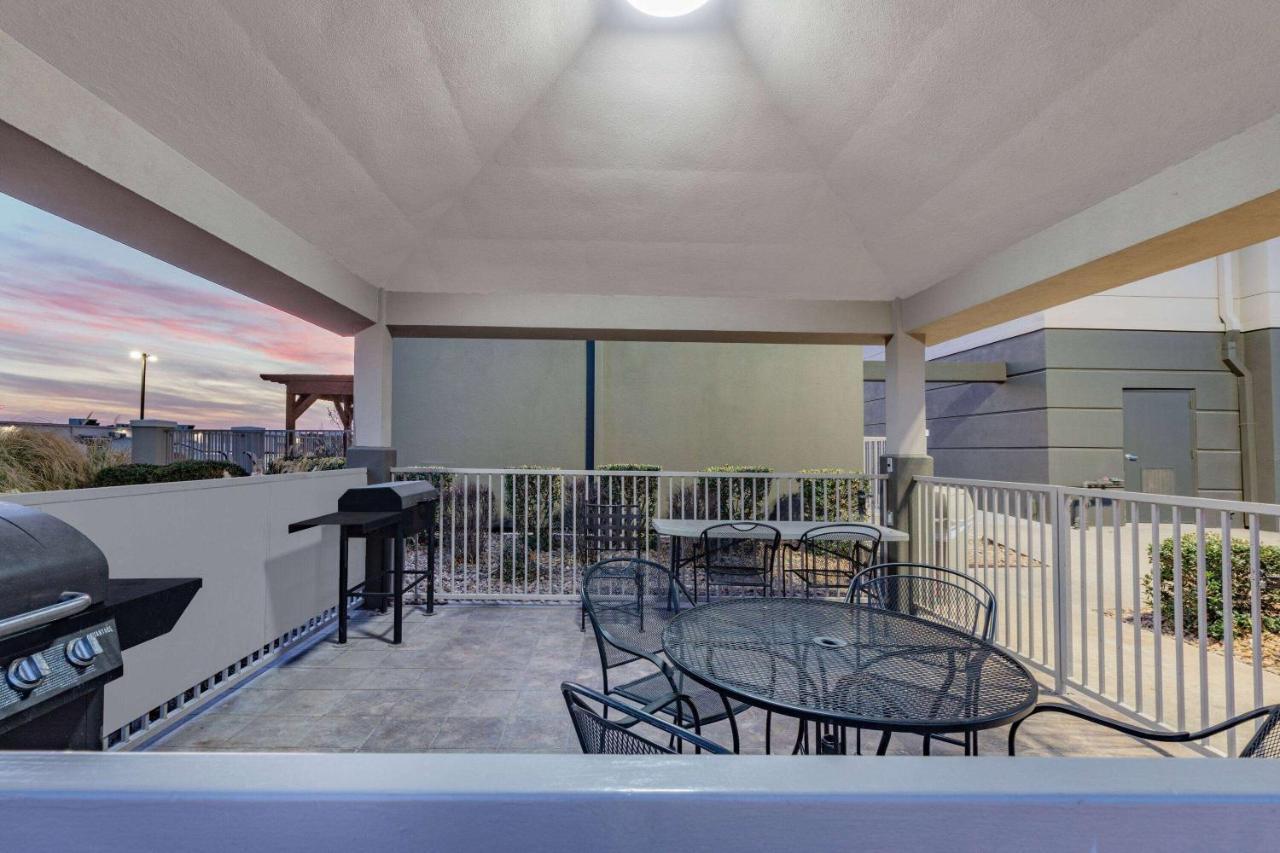 La Quinta Inn & Suites By Wyndham アードモア エクステリア 写真