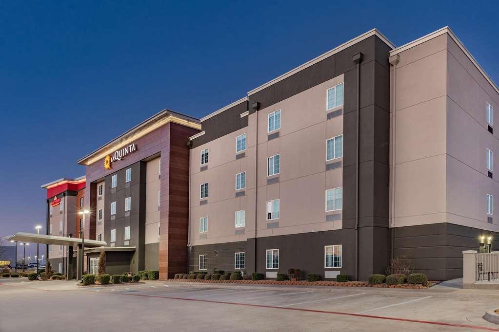 La Quinta Inn & Suites By Wyndham アードモア エクステリア 写真